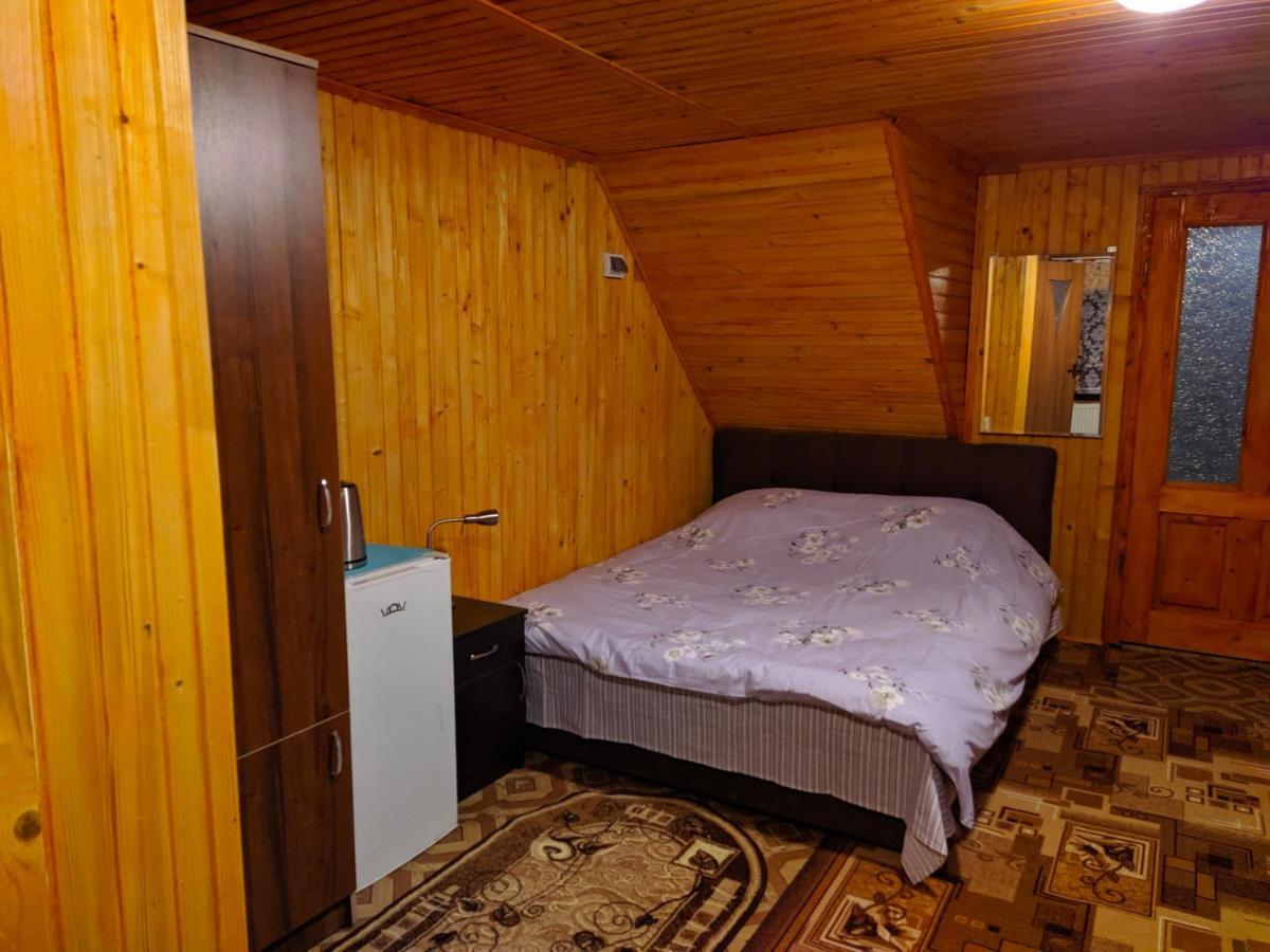 Gasthaus У Оксани Kvasy Exterior foto